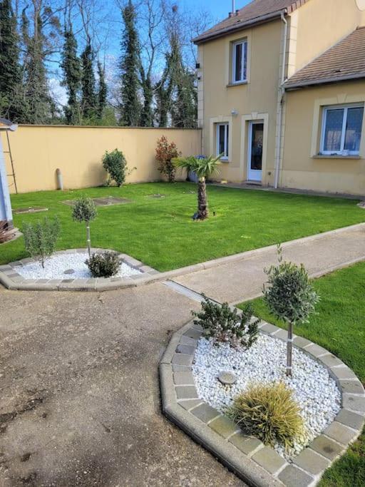 Вілла Petite Dependance Privee Precy-sur-Marne Екстер'єр фото